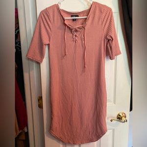 Medium Pastel Pink Casual Dress